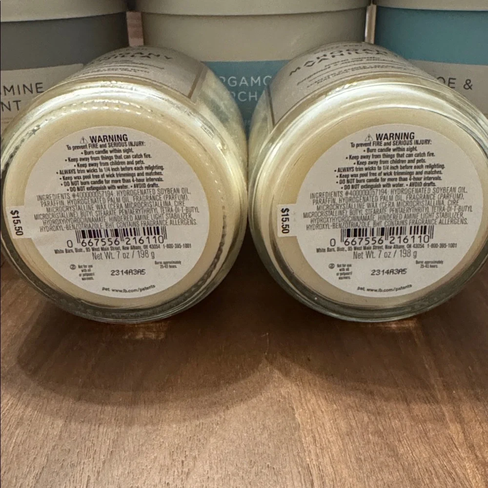 BBW / White Barn, New Single-Wick Candle, Mahogany Vanilla, Mason Jar